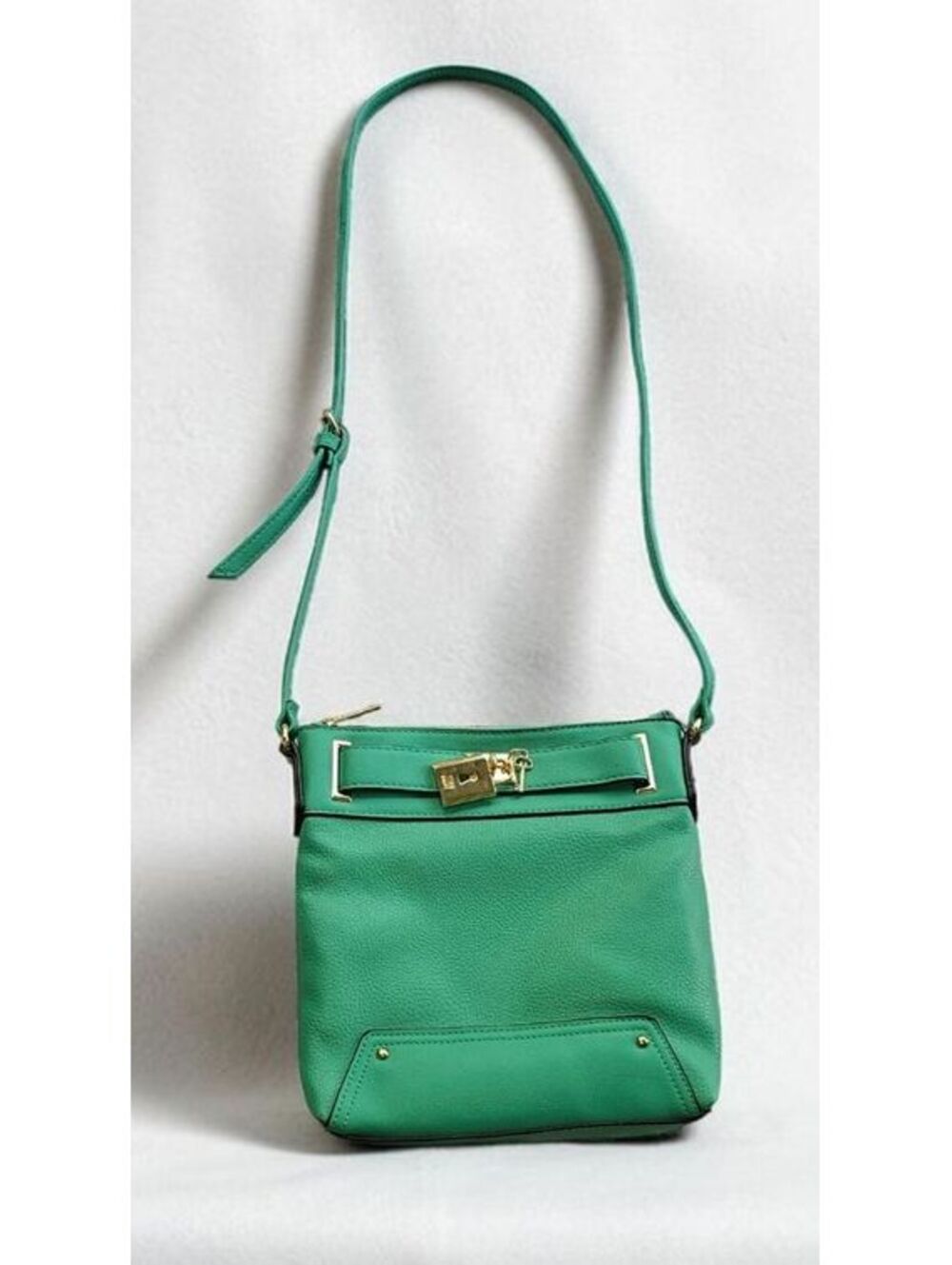 Juicy Couture Under Lock & Key Crossbody Bag - Kelly Green